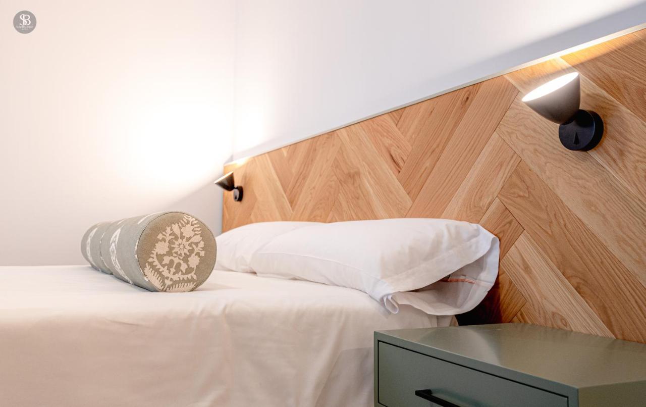 Apartamentos Soho Boutique Plaza Mayor Caces Esterno foto