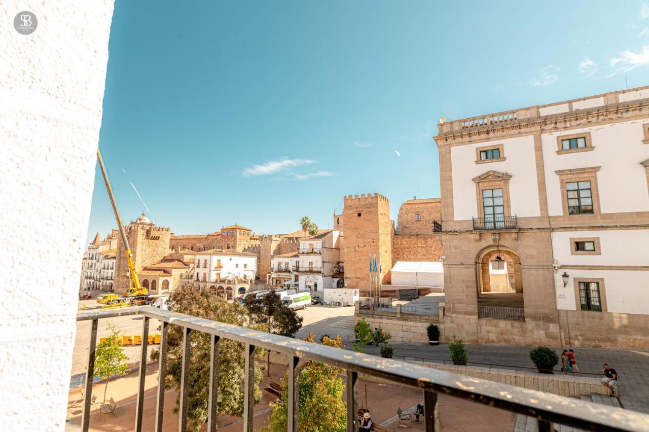 Apartamentos Soho Boutique Plaza Mayor Caces Esterno foto