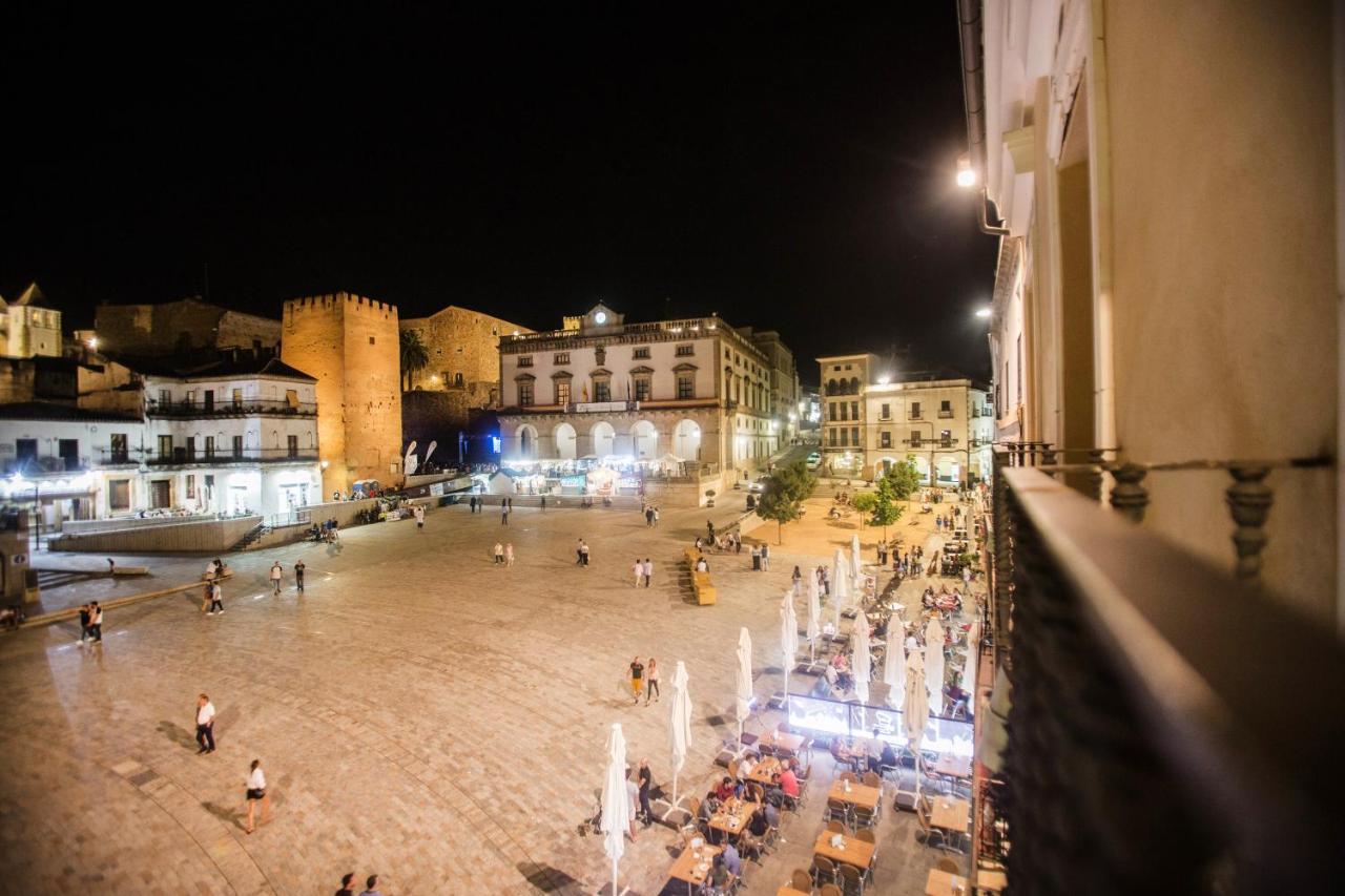 Apartamentos Soho Boutique Plaza Mayor Caces Esterno foto
